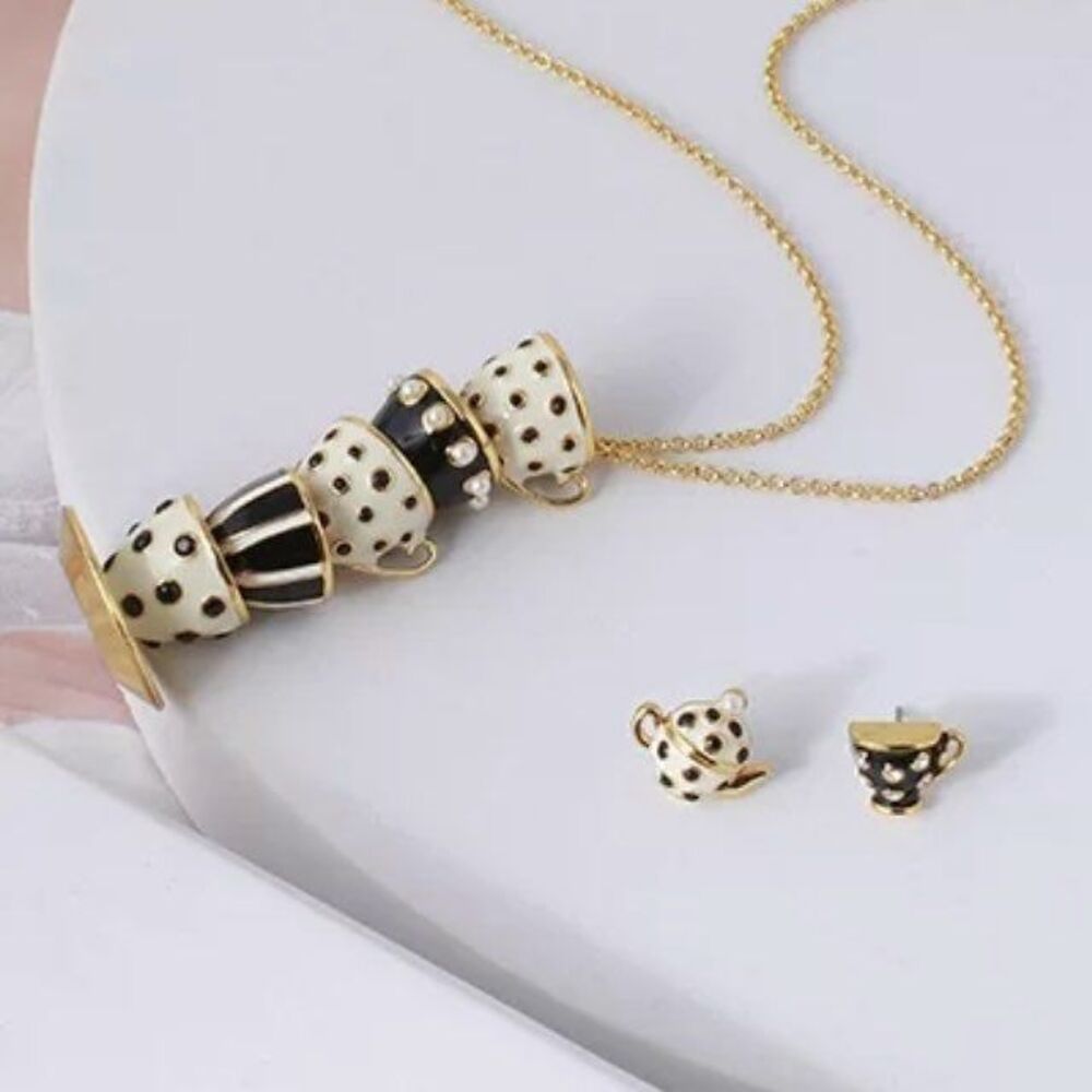 SET Black White Teacup Earrings & Neckla